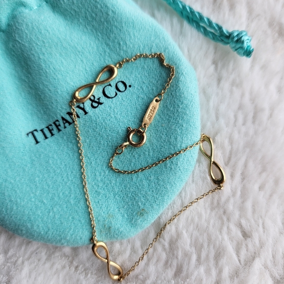 Tiffany and Co. Infinity Endless Bracelet 18K Yellow Gold Size: Large (8.5") - Picture 7 of 11